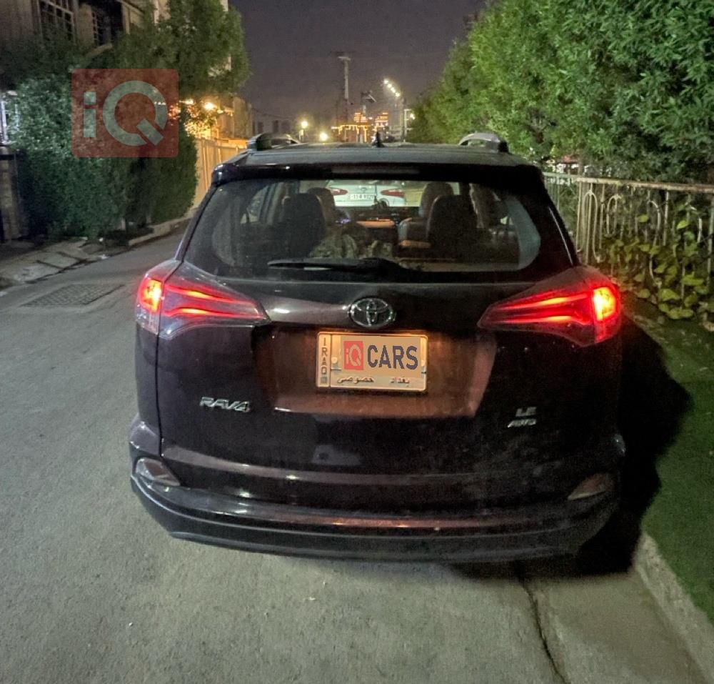 تۆیۆتا ڕاڤ 4